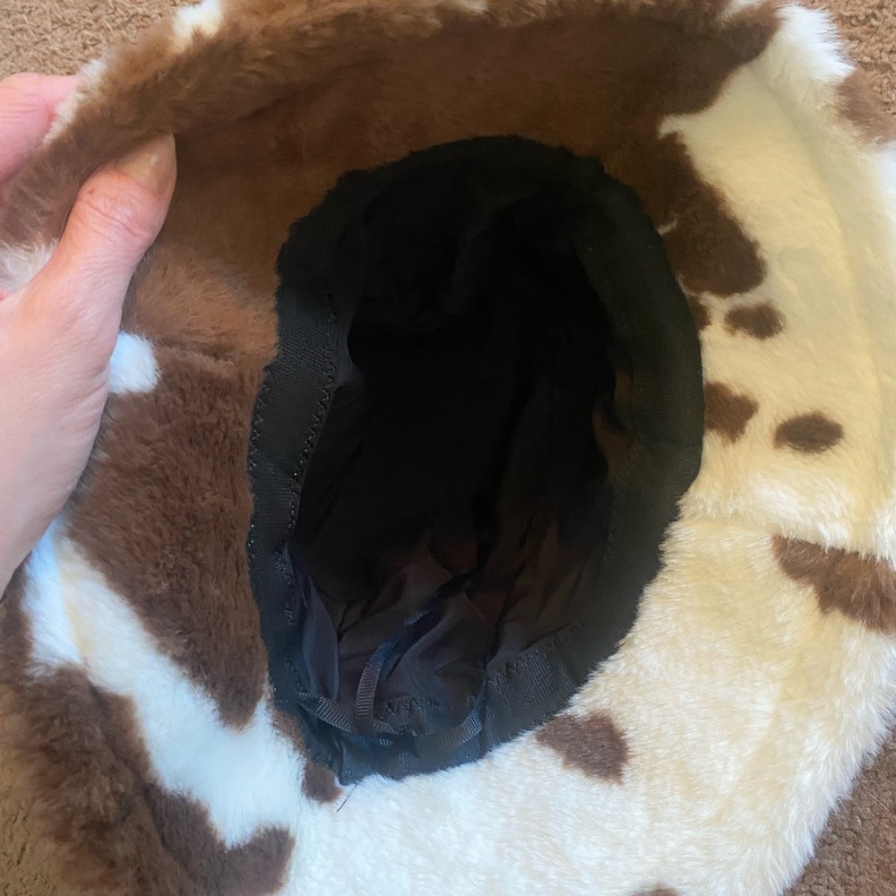 2 FOR $20 Faux Fur Cow Print Bucket Hat One Size Fits All - Picture 4 of 5